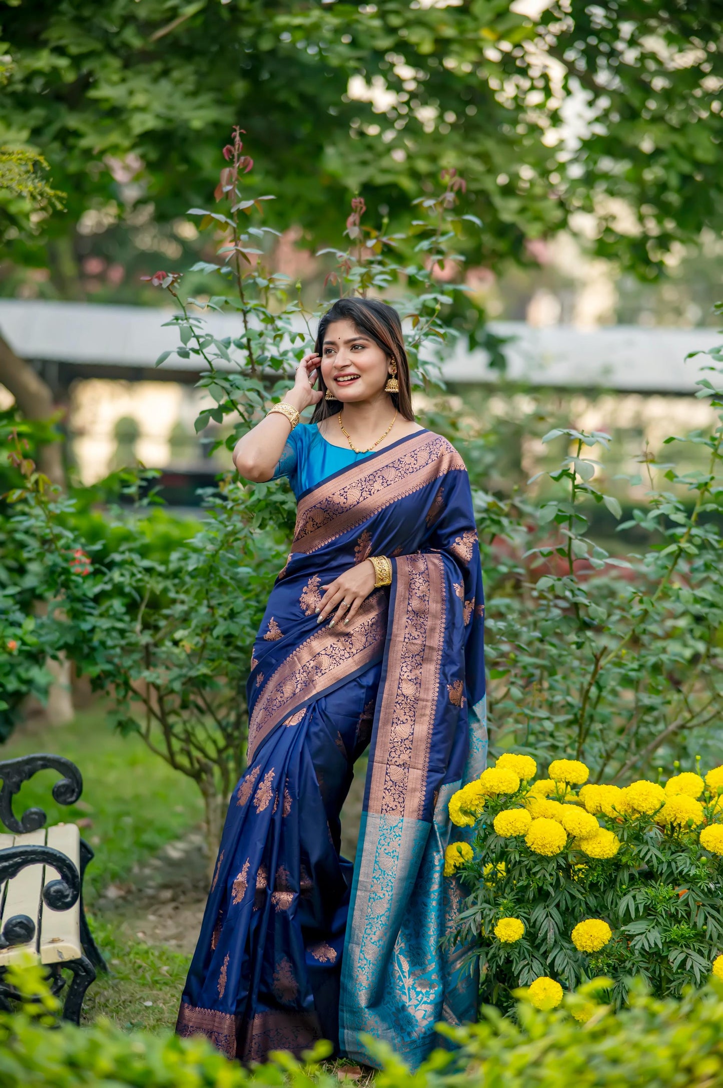 Jyoti Fashion Women's Navy Blue Soft Banarasi Silk Zari Woven Saree with Blouse