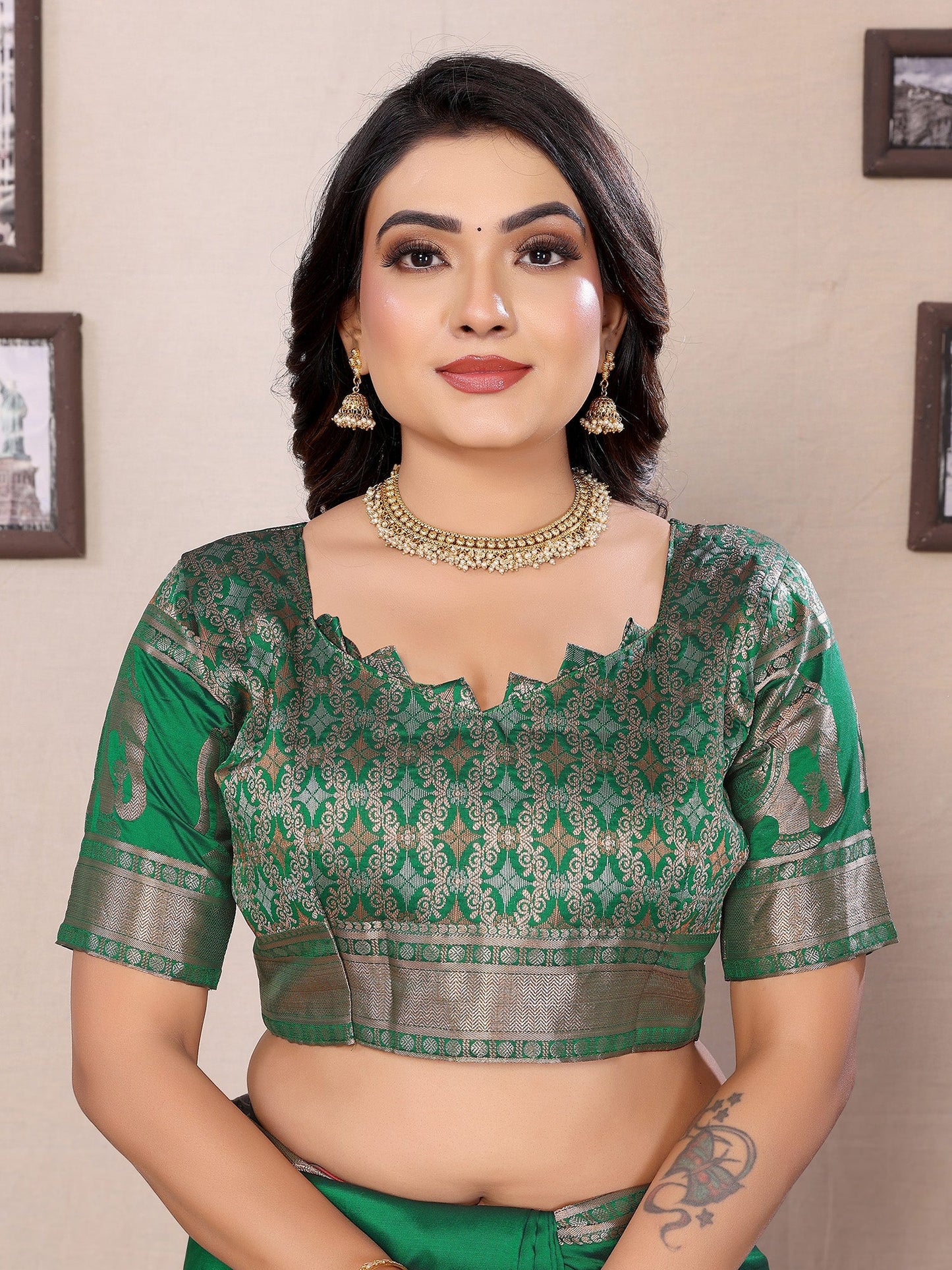 Elora Green Soft Silk Solid Self Jacquard Weaving Banarasi Saree