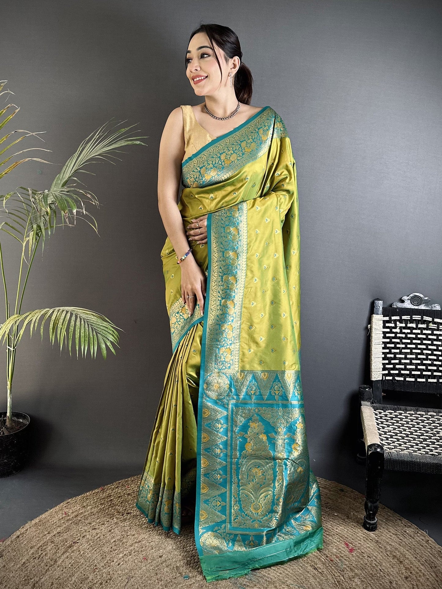 Elora Pista Green Soft Silk Intricate Motifs Zari Weaving Banarasi Saree With Contrast Weaving Border