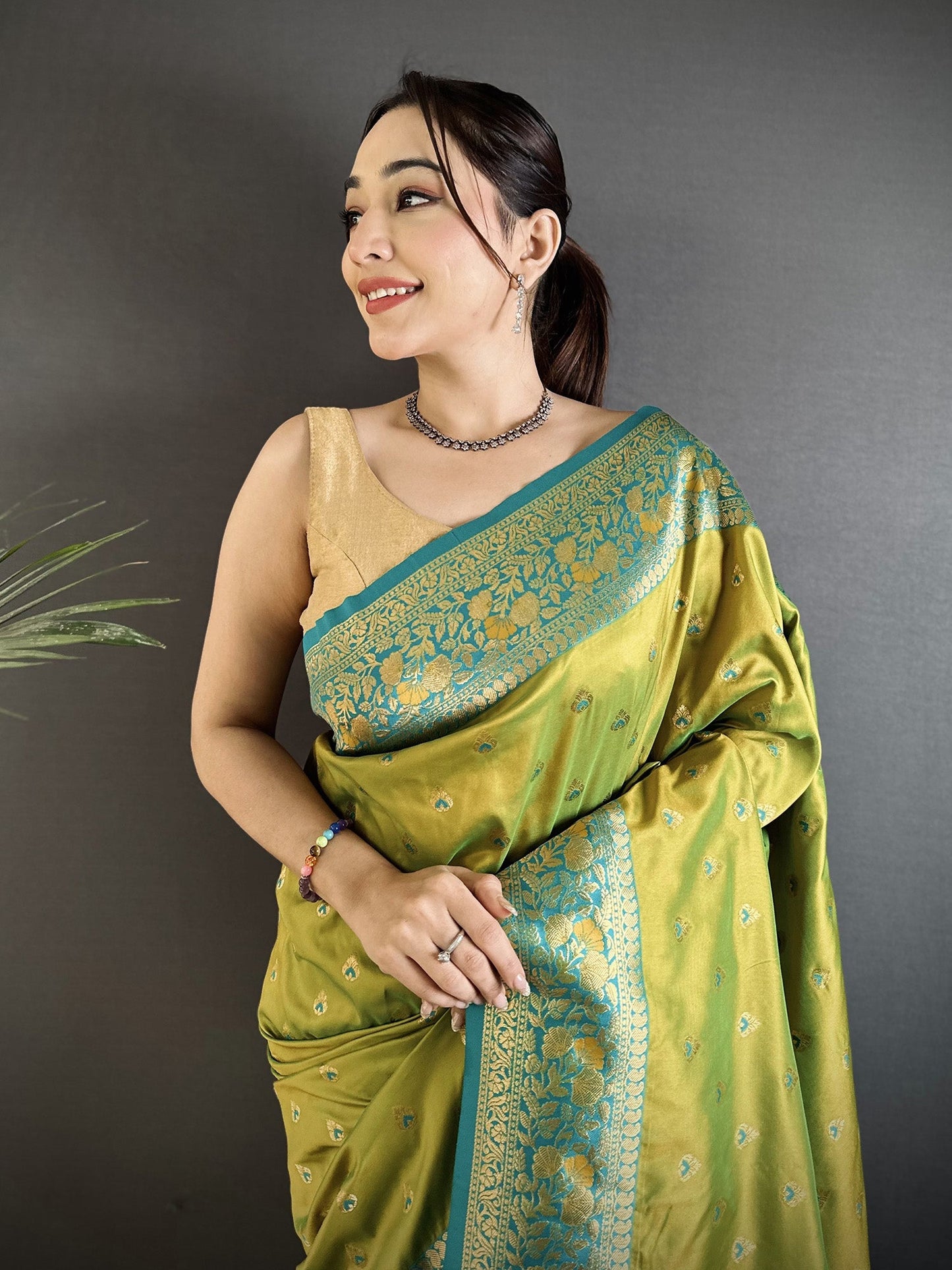 Elora Pista Green Soft Silk Intricate Motifs Zari Weaving Banarasi Saree With Contrast Weaving Border