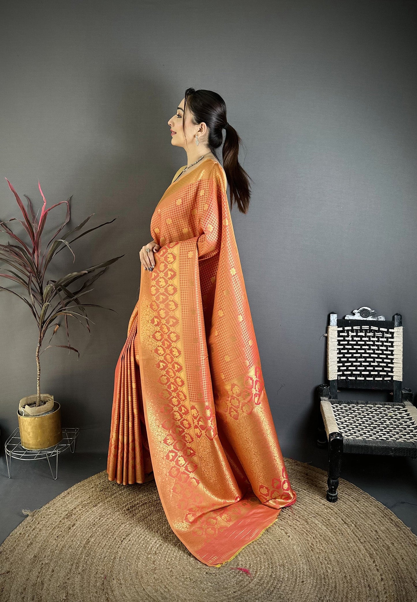 Elora Peach Banarasi Soft Silk Checked Body With Floral Motifs South Pattu Saree