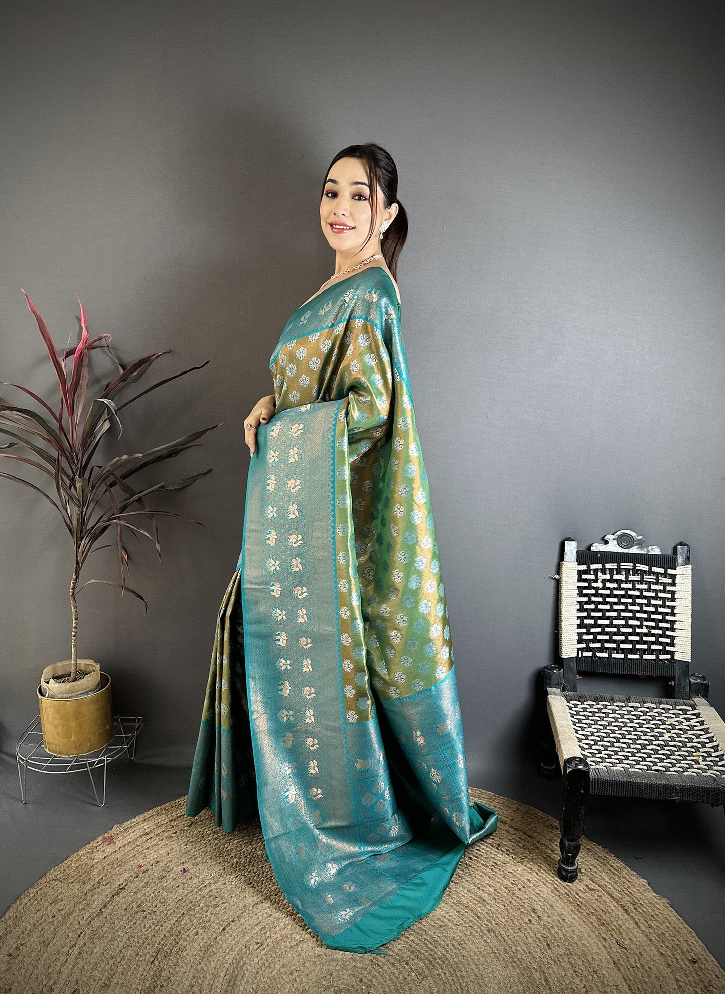 Elora Teal Green Tissue Silk Floral Pattern With Copper Motifs Banarasi Saree