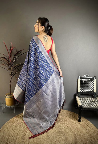 Elora Dark Blue Banarasi Silk Geometric Shape Kanjivaram Sarees