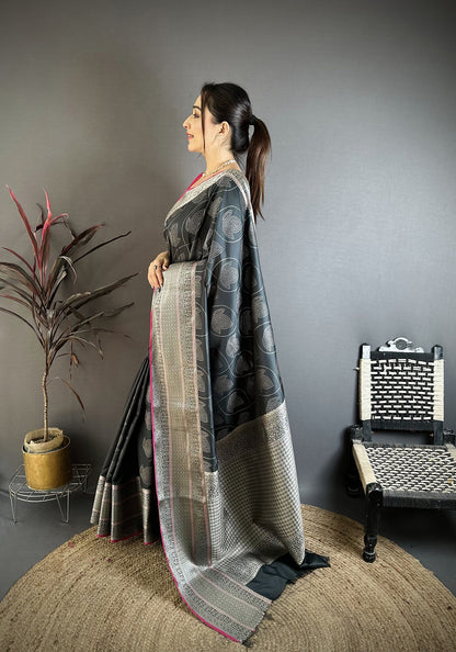 Elora Black Banarasi Silk Leaf Motif Kanjivaram Sarees