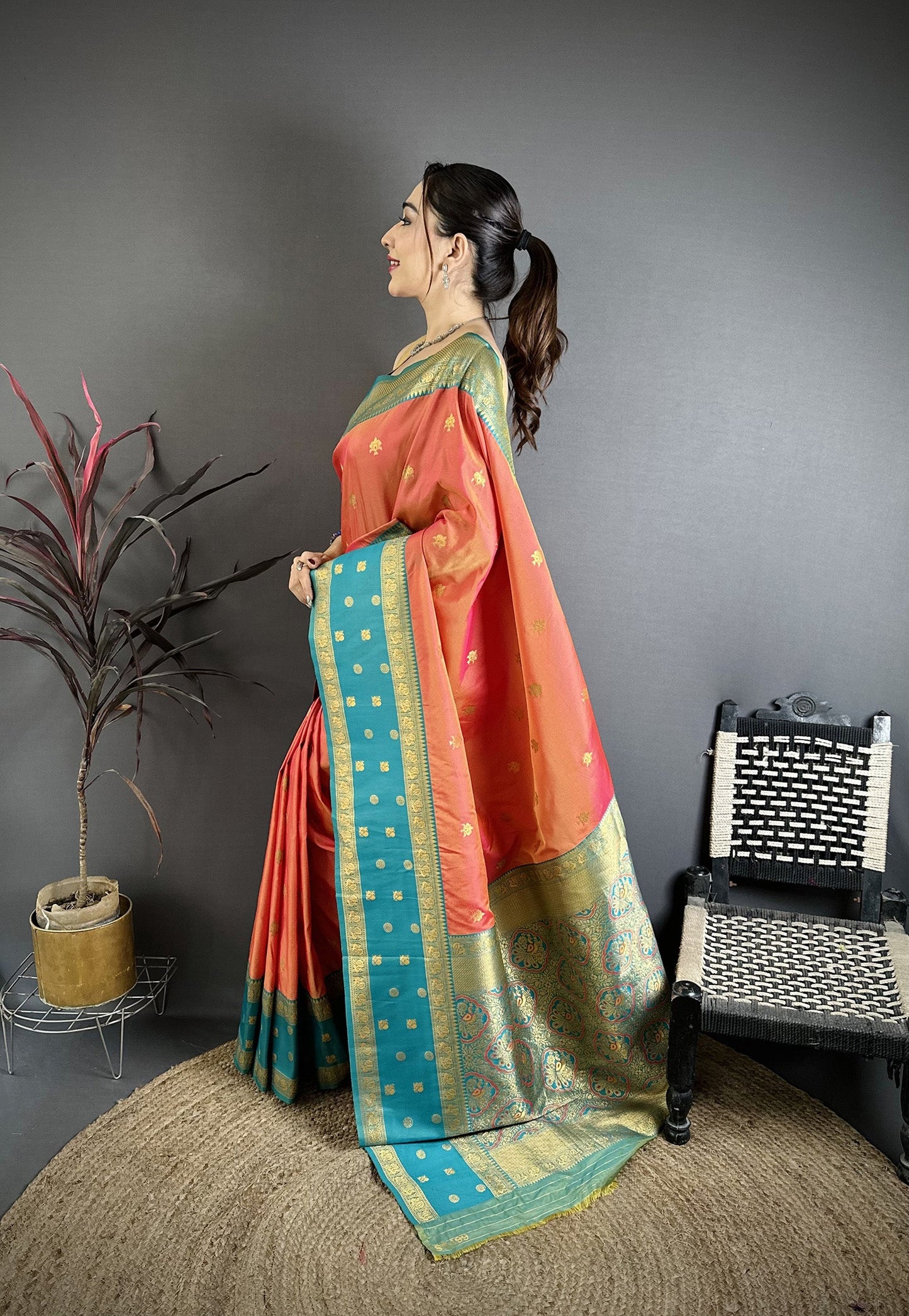 Elora Coral Pink Soft Silk Small Floral Zari Butti Gold Zari Weaving Banarasi Saree