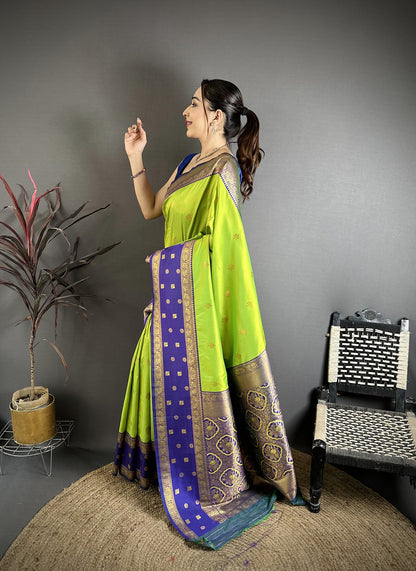 Elora Parrot Green Soft Silk Small Floral Zari Butti Gold Zari Weaving Banarasi Saree