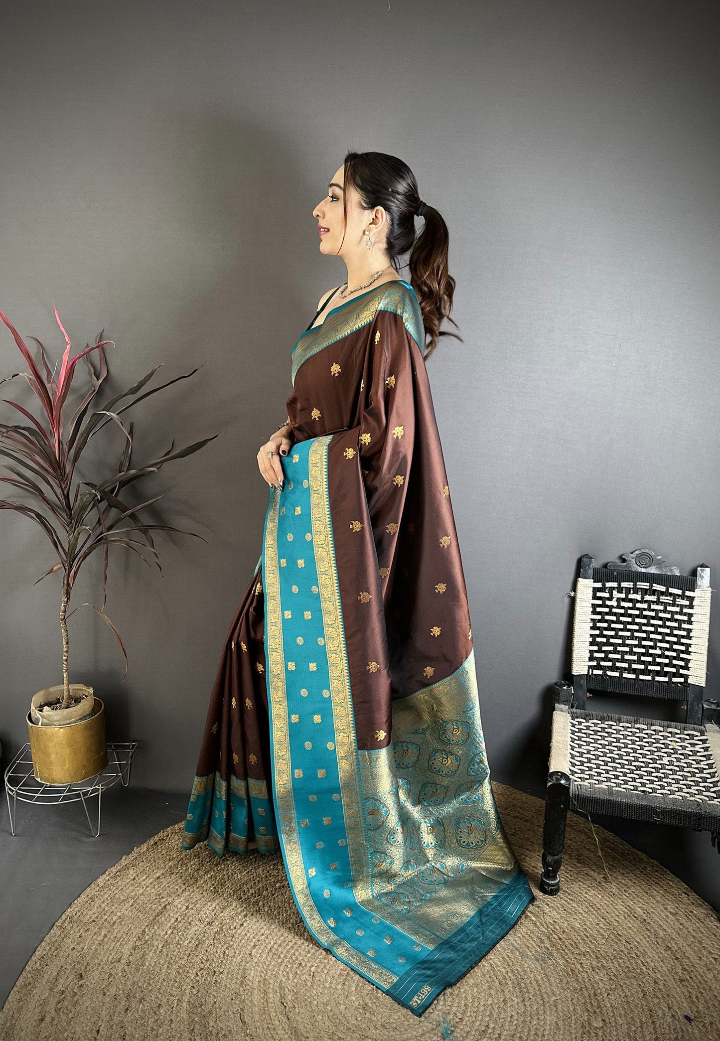 Elora Coffee Brown Soft Silk Small Floral Zari Butti Gold Zari Weaving Banarasi Saree