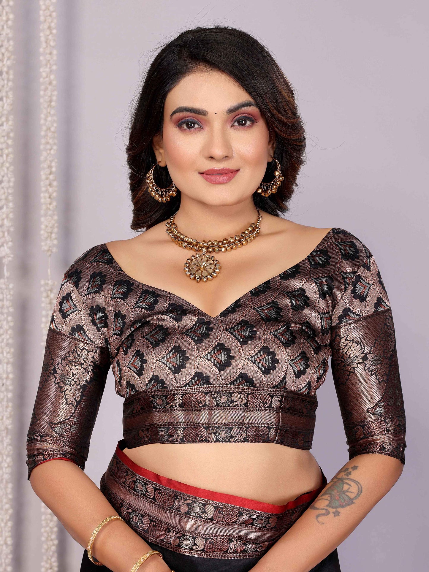 Elora Black Soft Silk Plain Banarasi With Peacock Zari Jacquard Weaving Border Saree