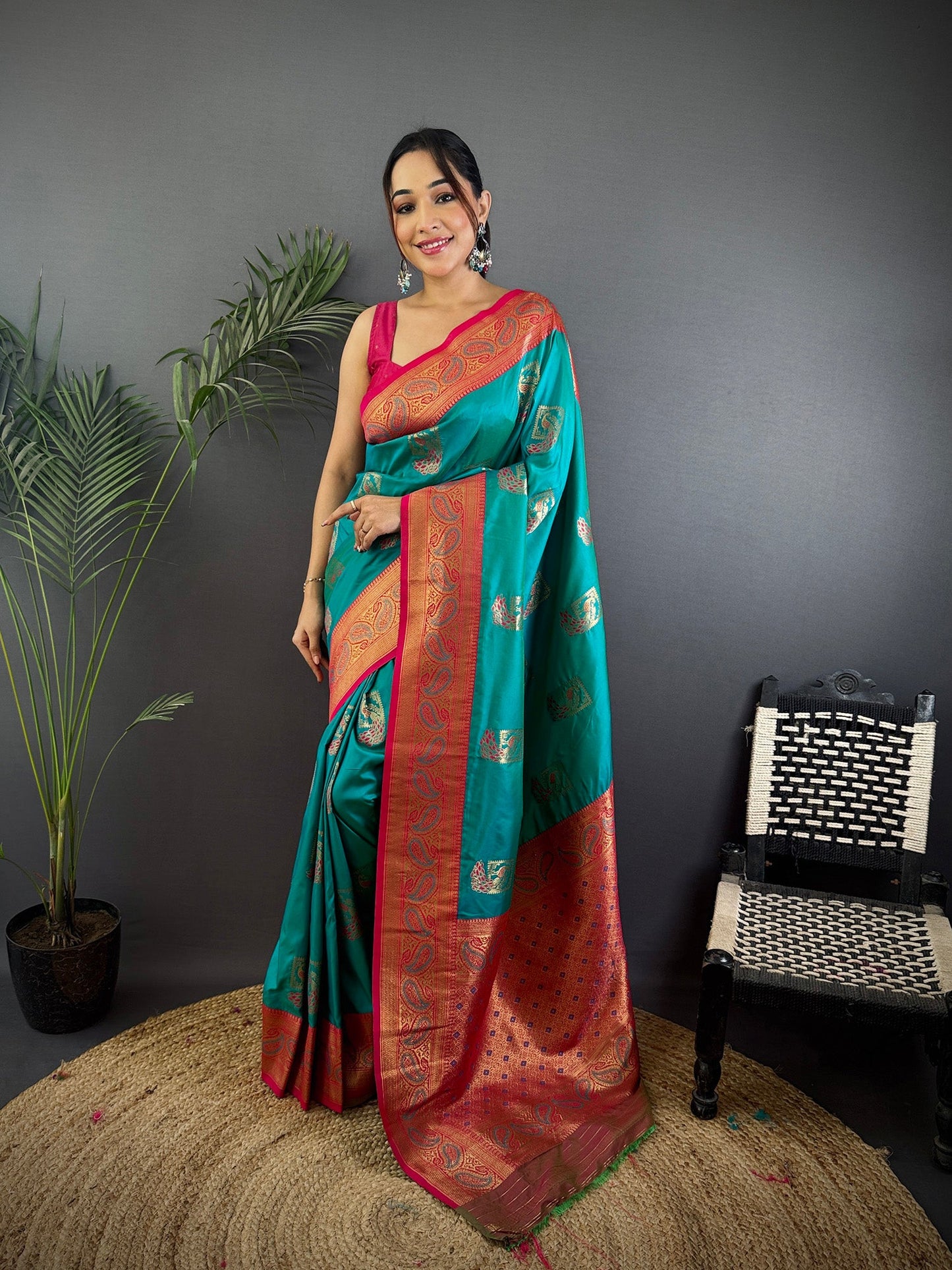 Elora Teal Soft Silk Peacock Pattern Zari Weaving Contrast Border Banarasi Saree