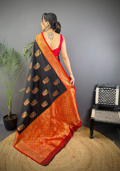 Elora Black Soft Silk Peacock Pattern Zari Weaving Contrast Border Banarasi Saree