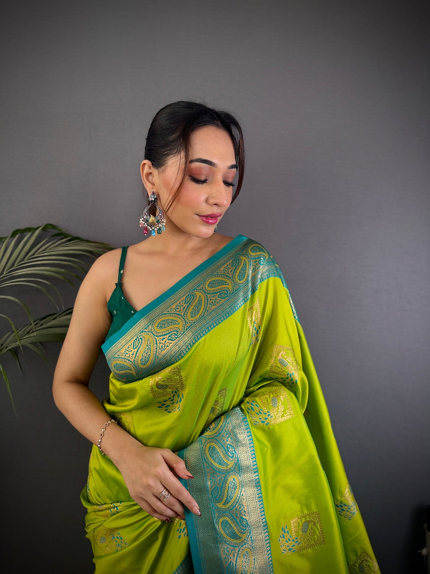 Elora Lime Green Soft Silk Peacock Pattern Zari Weaving Contrast Border Banarasi Saree