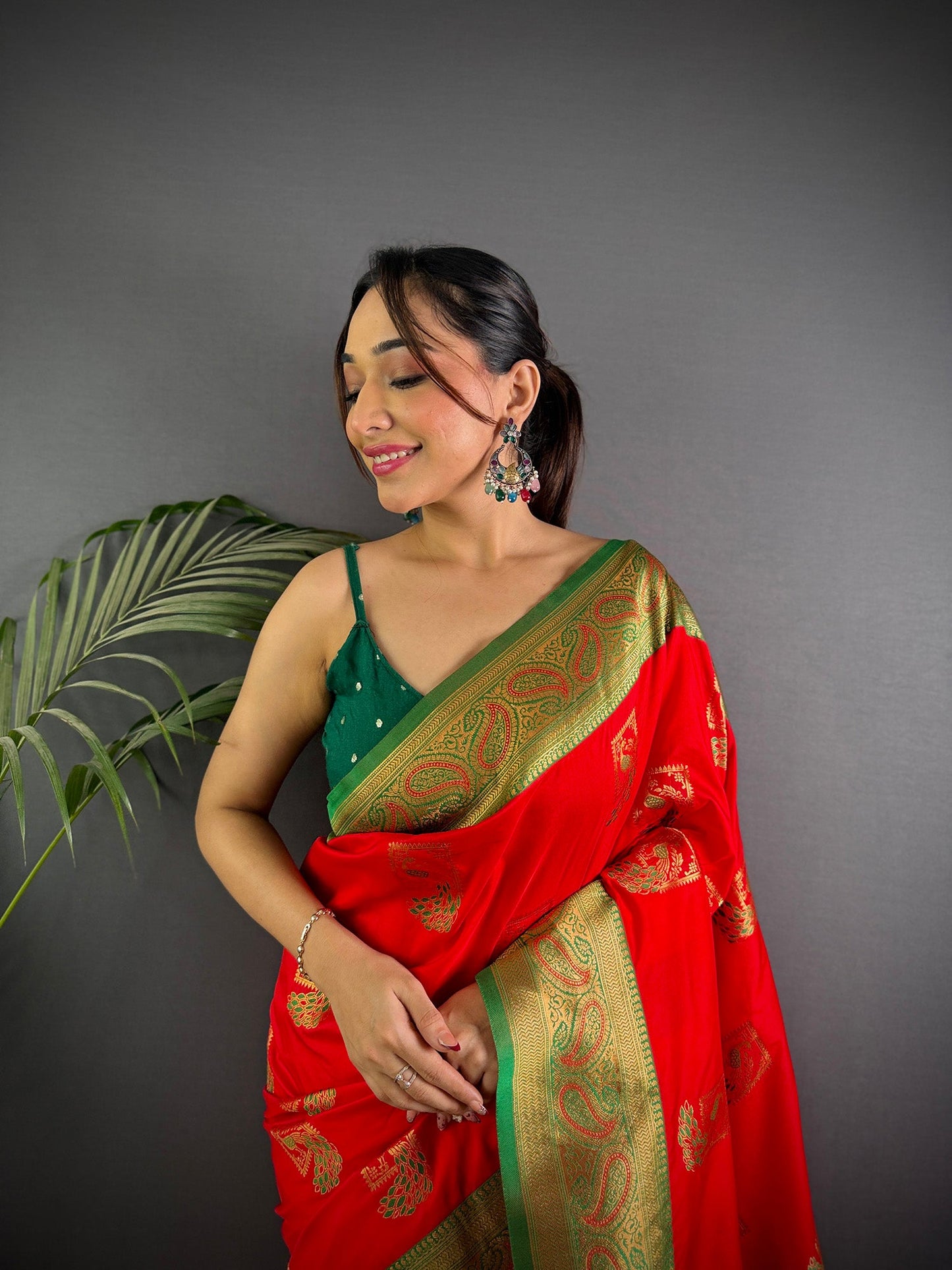 Elora Red Soft Silk Peacock Pattern Zari Weaving Contrast Border Banarasi Saree