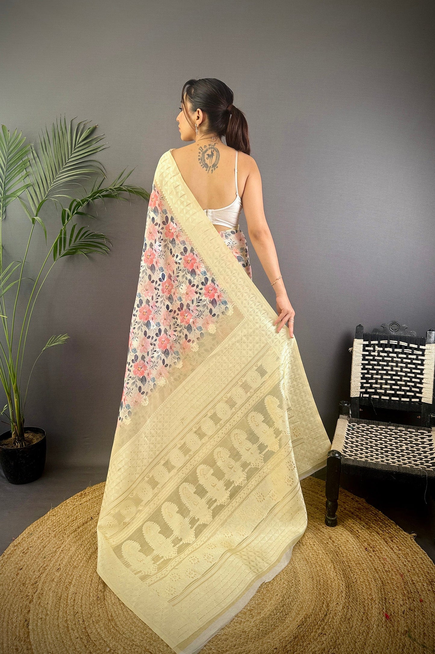 Elora Cream Silk Floral Motifs Coppery Tone Contrast Floral Border Banarasi Saree