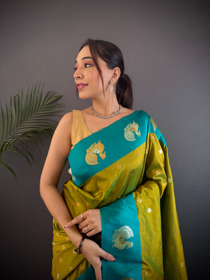 Elora Light Green Soft Silk Butti Zari Weaving Contrast Weaving Border Banarasi Saree