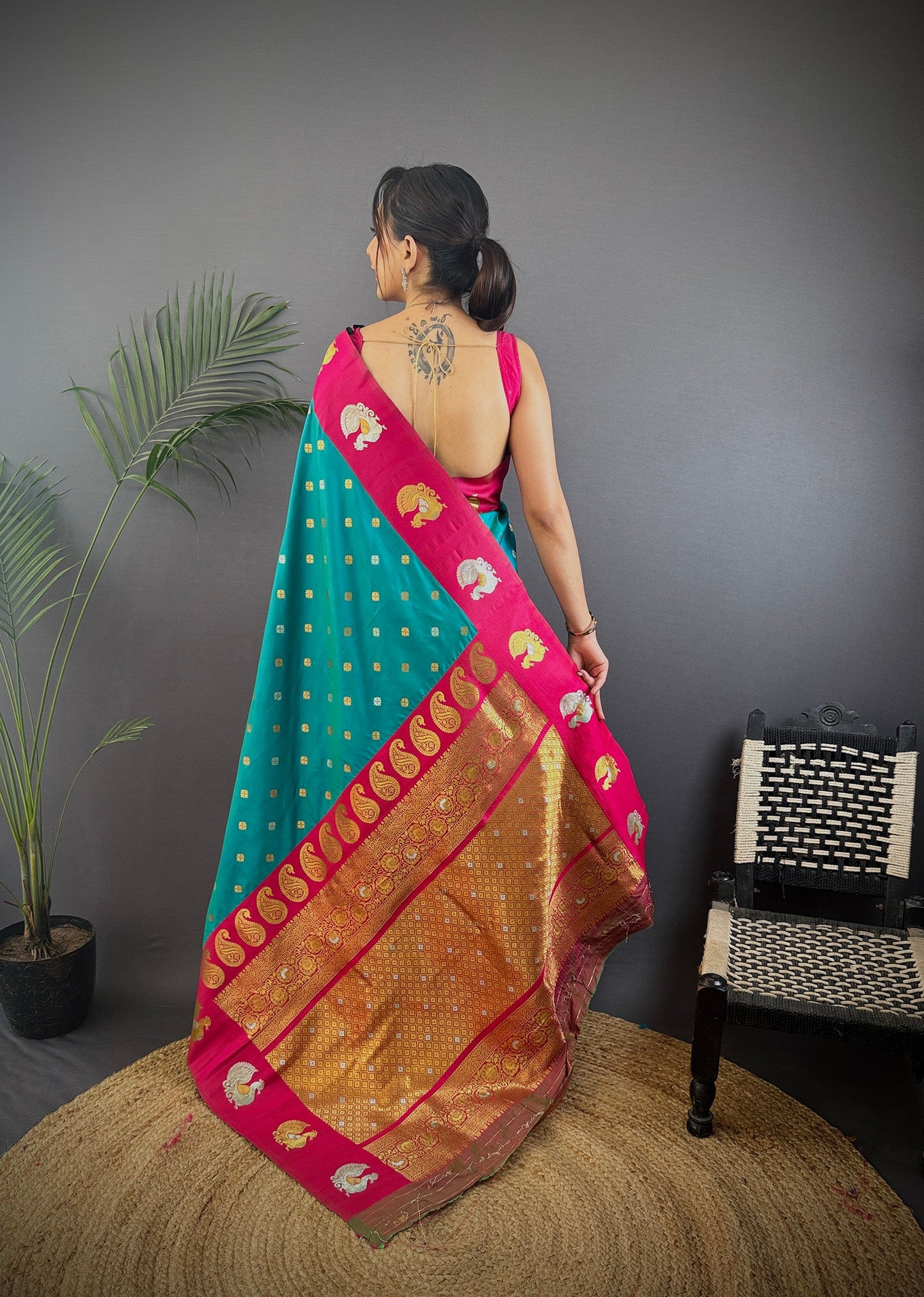 Elora Turquoise Soft Silk Butti Zari Weaving Contrast Weaving Border Banarasi Saree