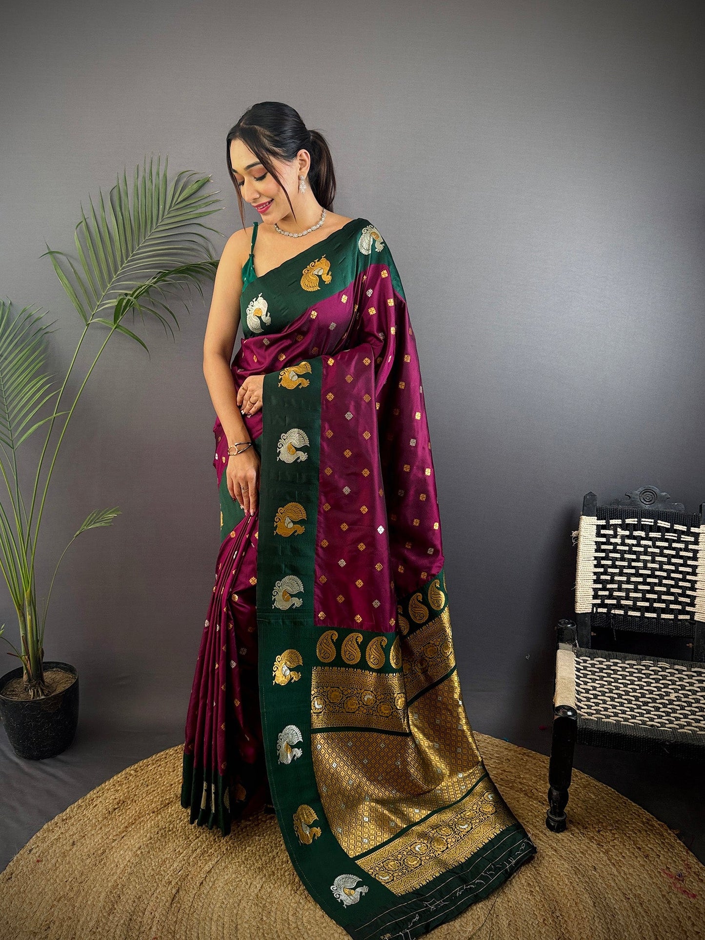 Elora Maroon Soft Silk Butti Zari Weaving Contrast Weaving Border Banarasi Saree