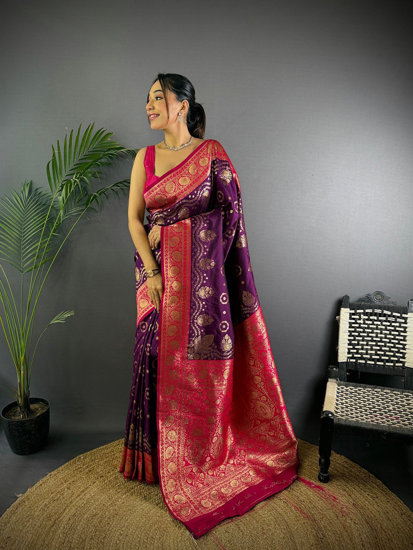 Elora Purple Soft Silk Butti Zari Weaving Contrast Weaving Border Banarasi Saree