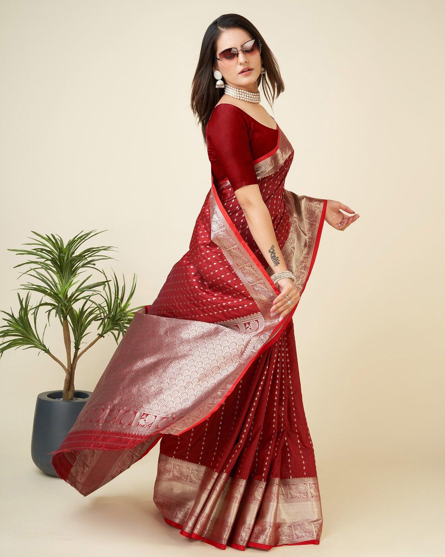 Elora Blood Red Soft Silk Small Butti Zari Weaving Border Banarasi Saree