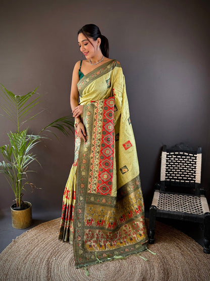 Elora Light Green Soft Silk Small Butti Zari Weaving Contrast Weaving Border Banarasi Saree