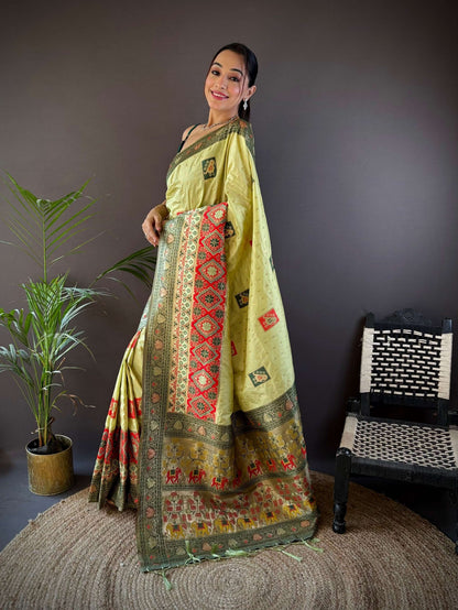 Elora Light Green Soft Silk Small Butti Zari Weaving Contrast Weaving Border Banarasi Saree
