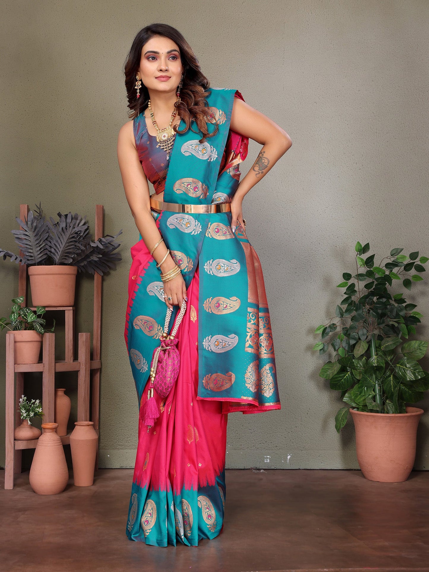 Elora Pink Soft Silk Silver And Golden Zari Weaving Banarasi Saree With Paisley Zari Work Border