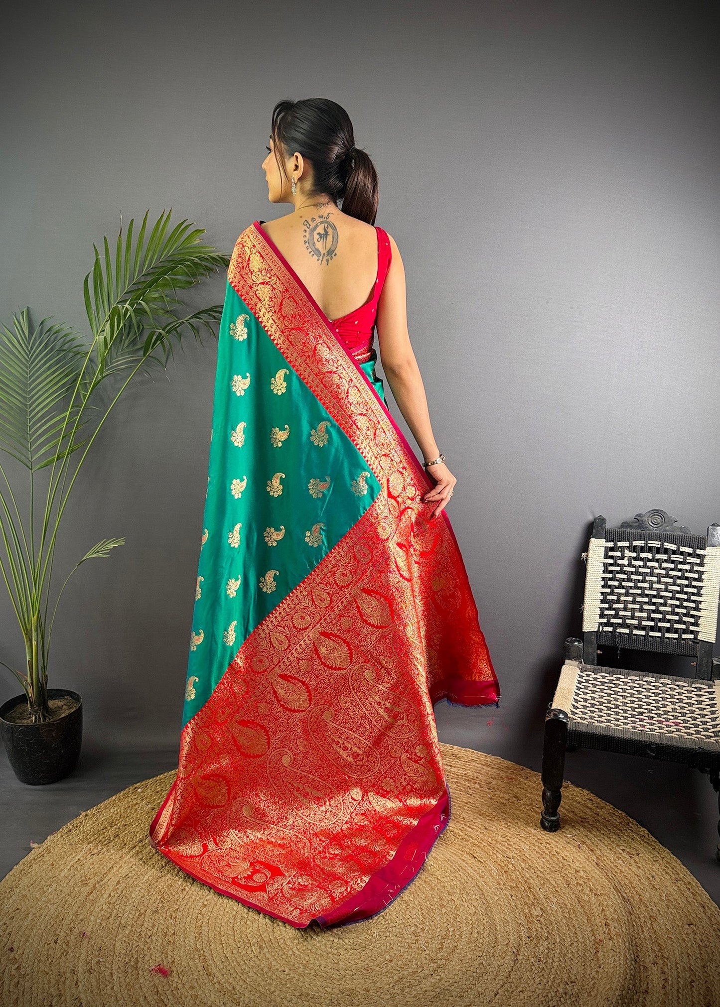 Elora Green Soft Silk Woven Butta Weaving Banarasi With Heavy Zari Border