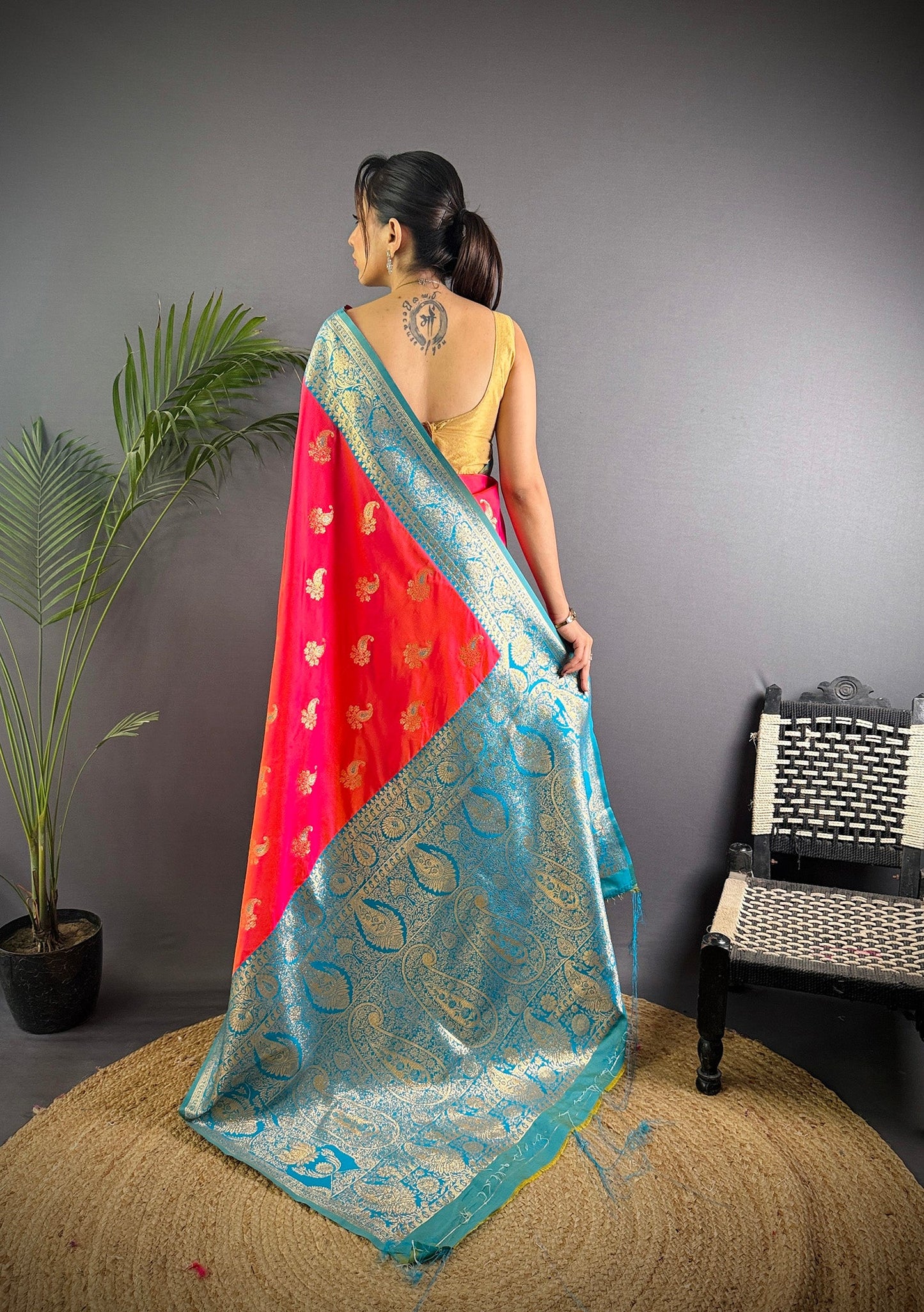Elora Hot Pink Soft Silk Woven Butta Weaving Banarasi With Heavy Zari Border