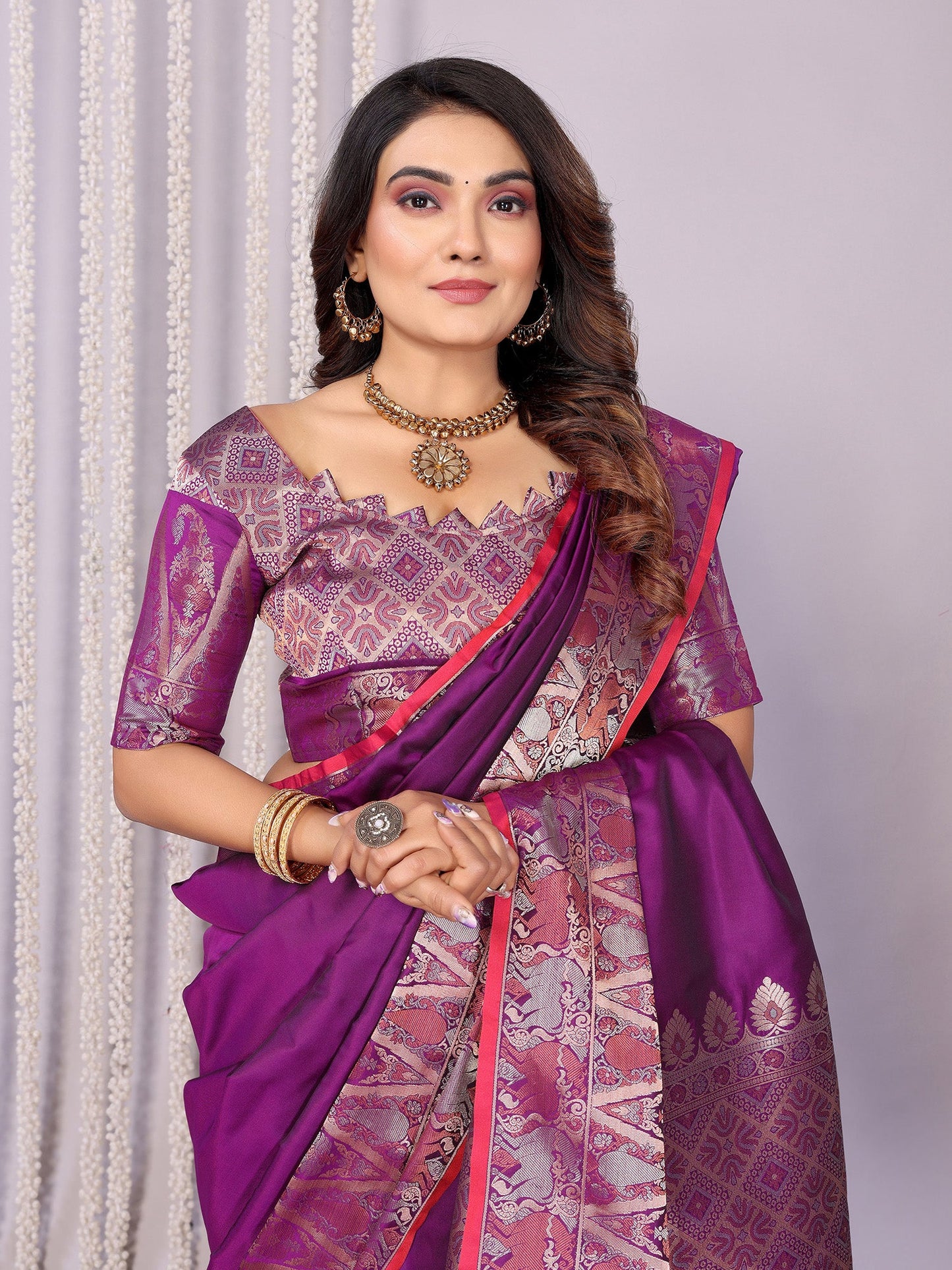 Elora Purple Soft Silk Plain Zari Jacquard Weaving Banarasi Saree With Zari Weaving Border
