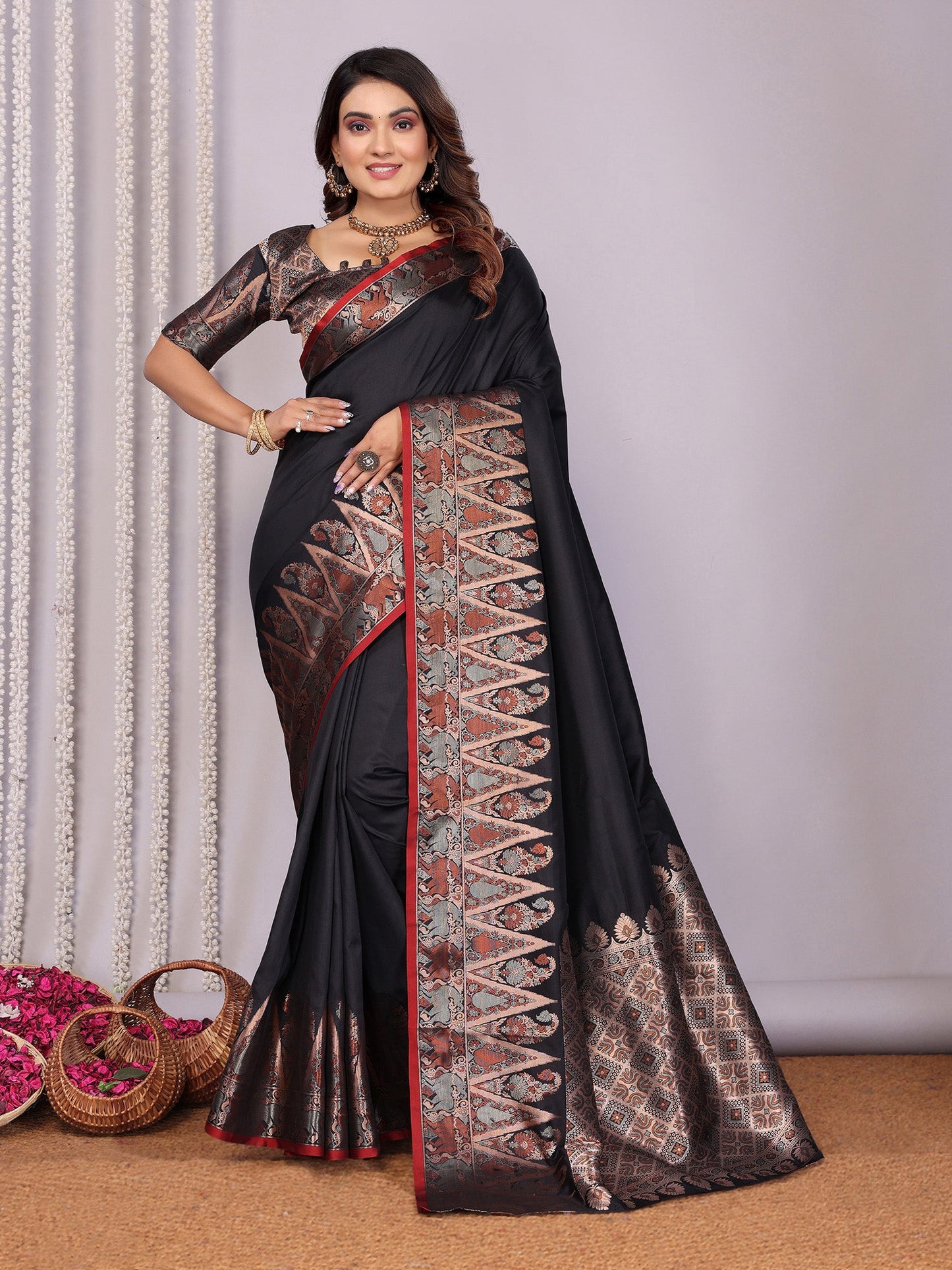 Elora Black Soft Silk Plain Zari Jacquard Weaving Banarasi Saree With Zari Weaving Border