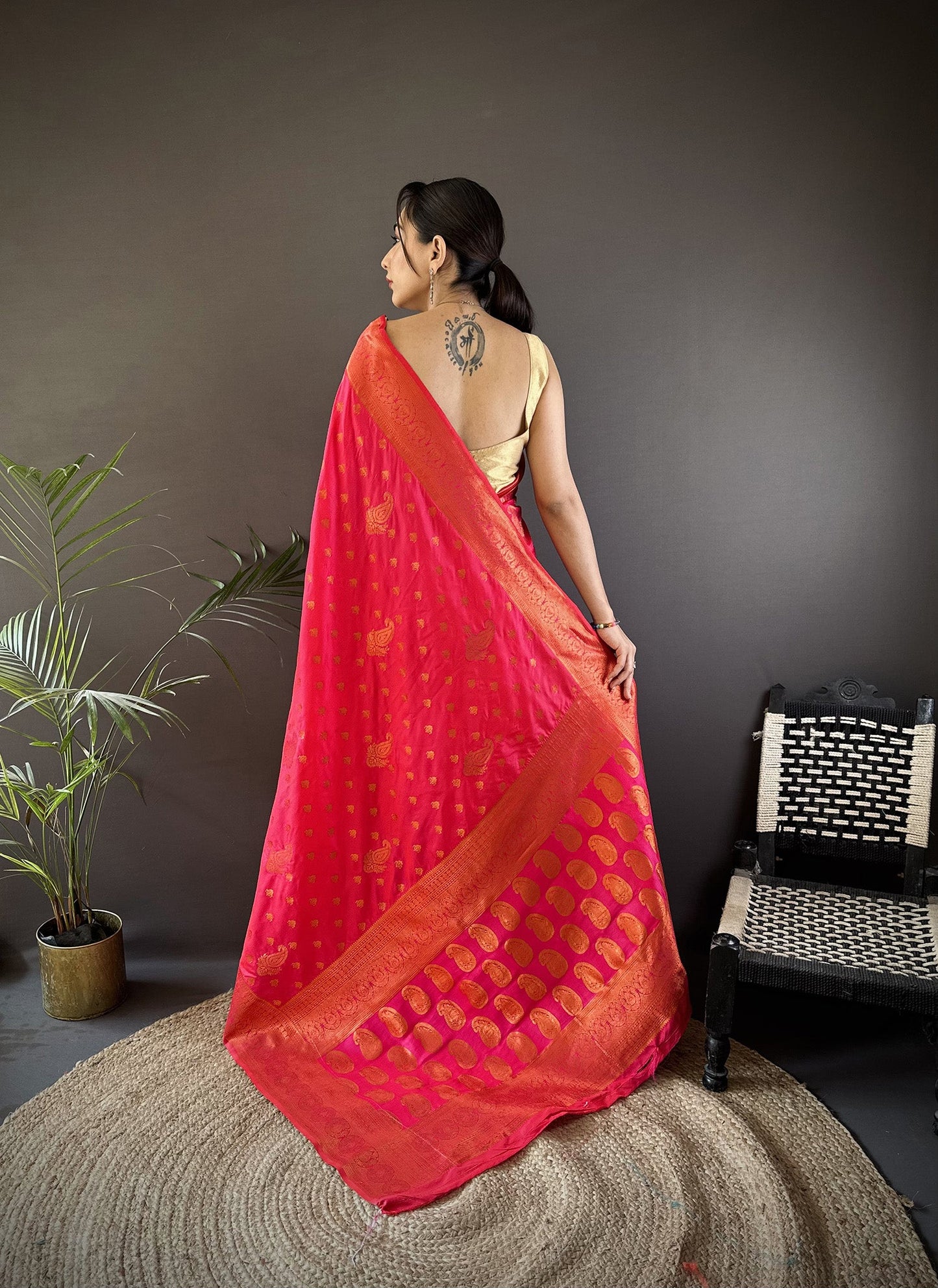 Elora Hot Pink Soft Silk Woven Copper Zari Weaving Banarasi Saree With Contrast Blouse