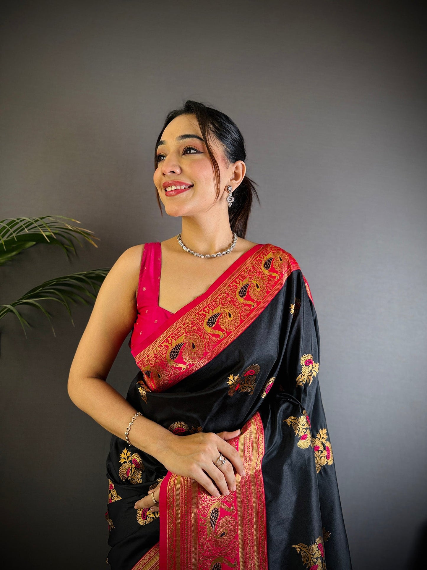 Elora Black Soft Silk Floral Butta Zari Weaving Banarasi With Peacock Zari Weaving Border
