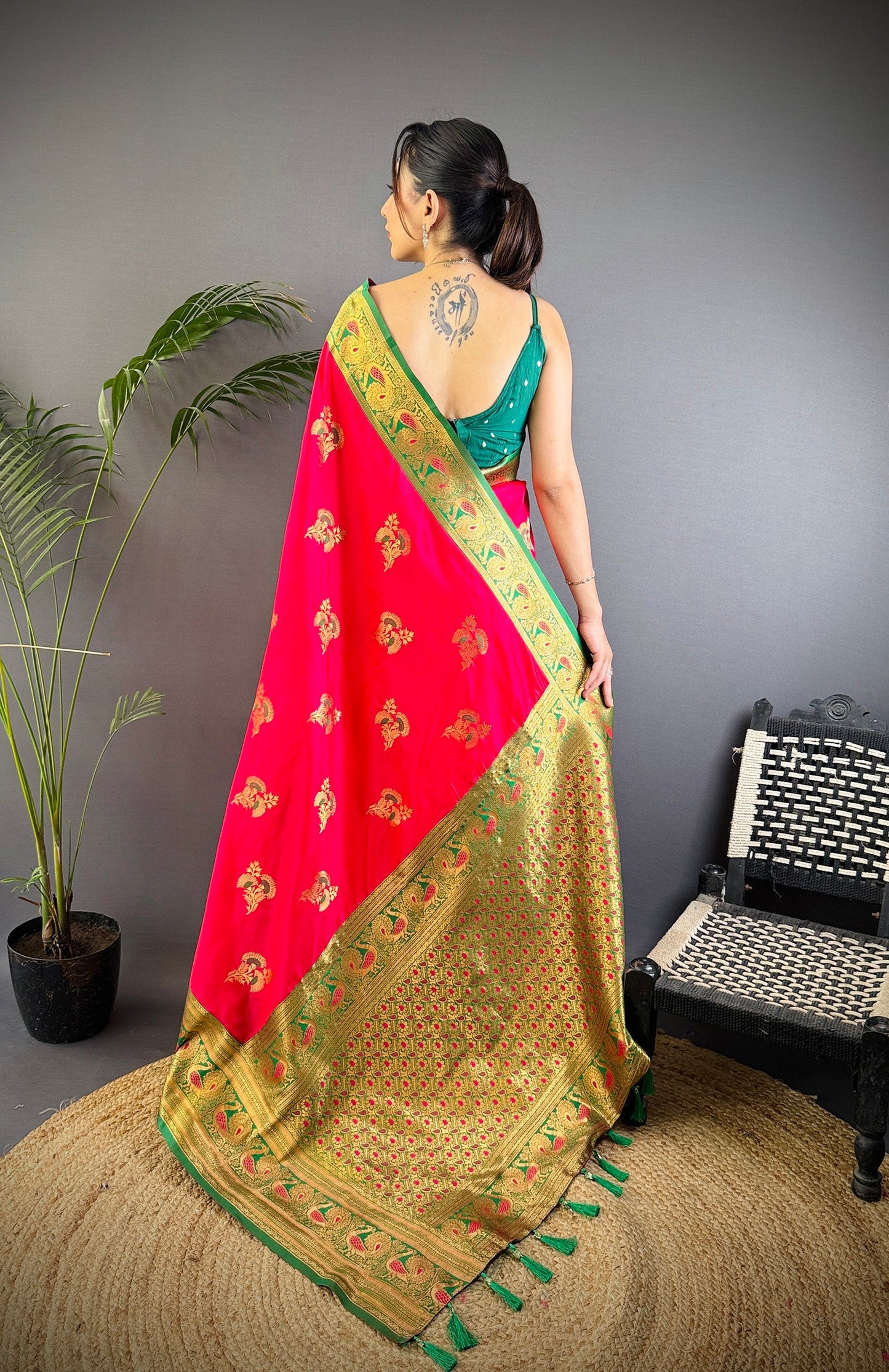 Elora Red Soft Silk Floral Butta Zari Weaving Banarasi With Peacock Zari Weaving Border