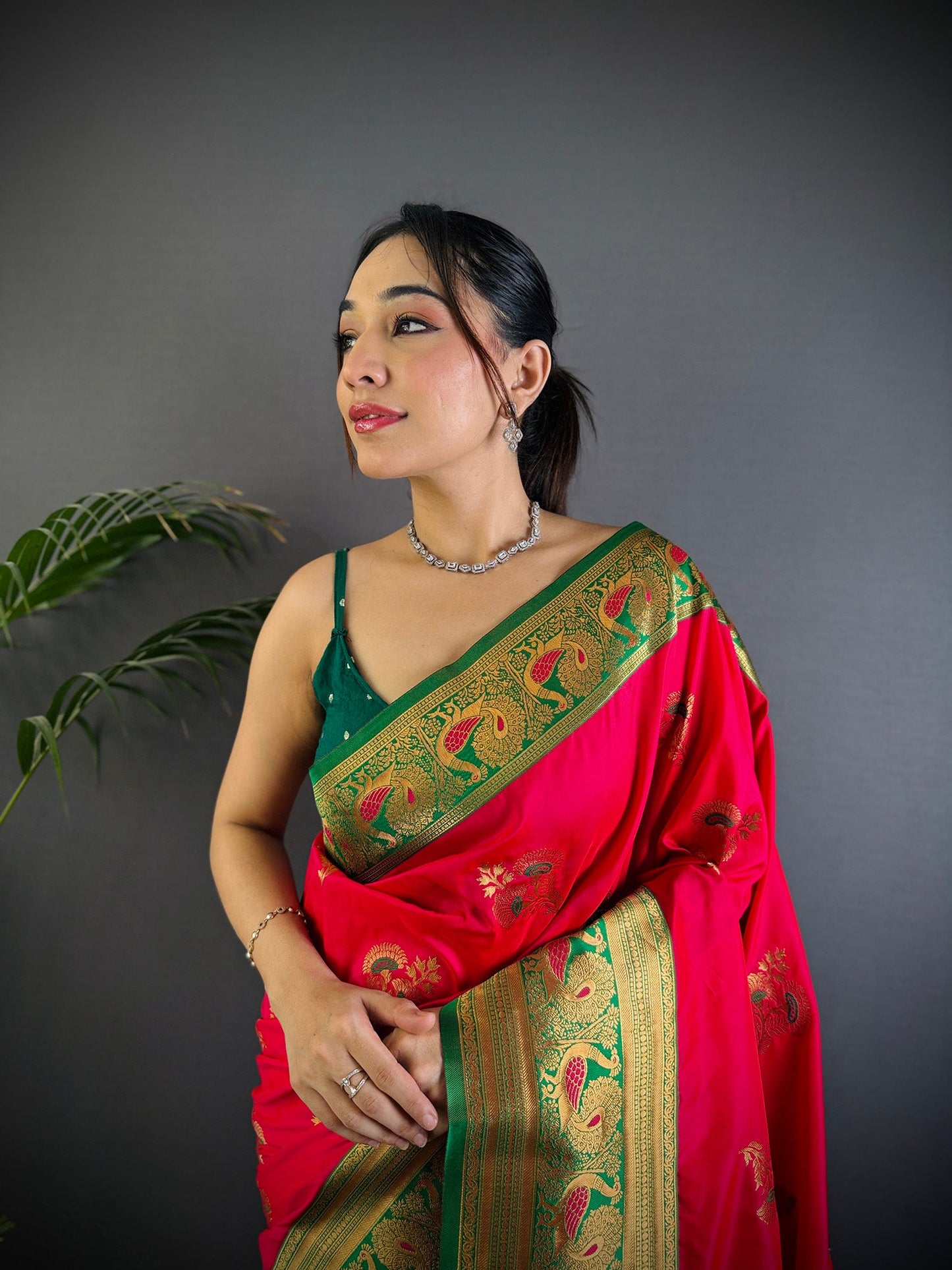 Elora Red Soft Silk Floral Butta Zari Weaving Banarasi With Peacock Zari Weaving Border