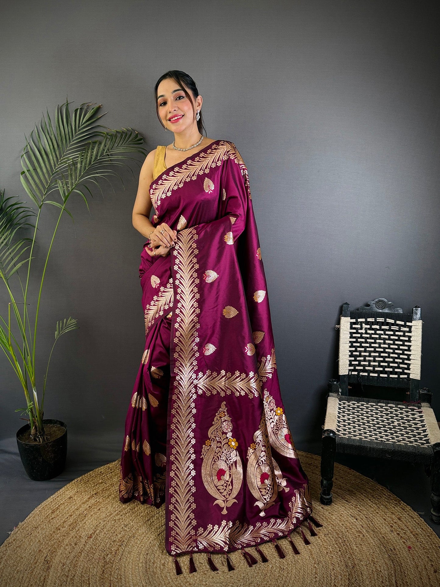 Elora Plum Soft Silk Meenakari Zari Weaving Banarasi Saree