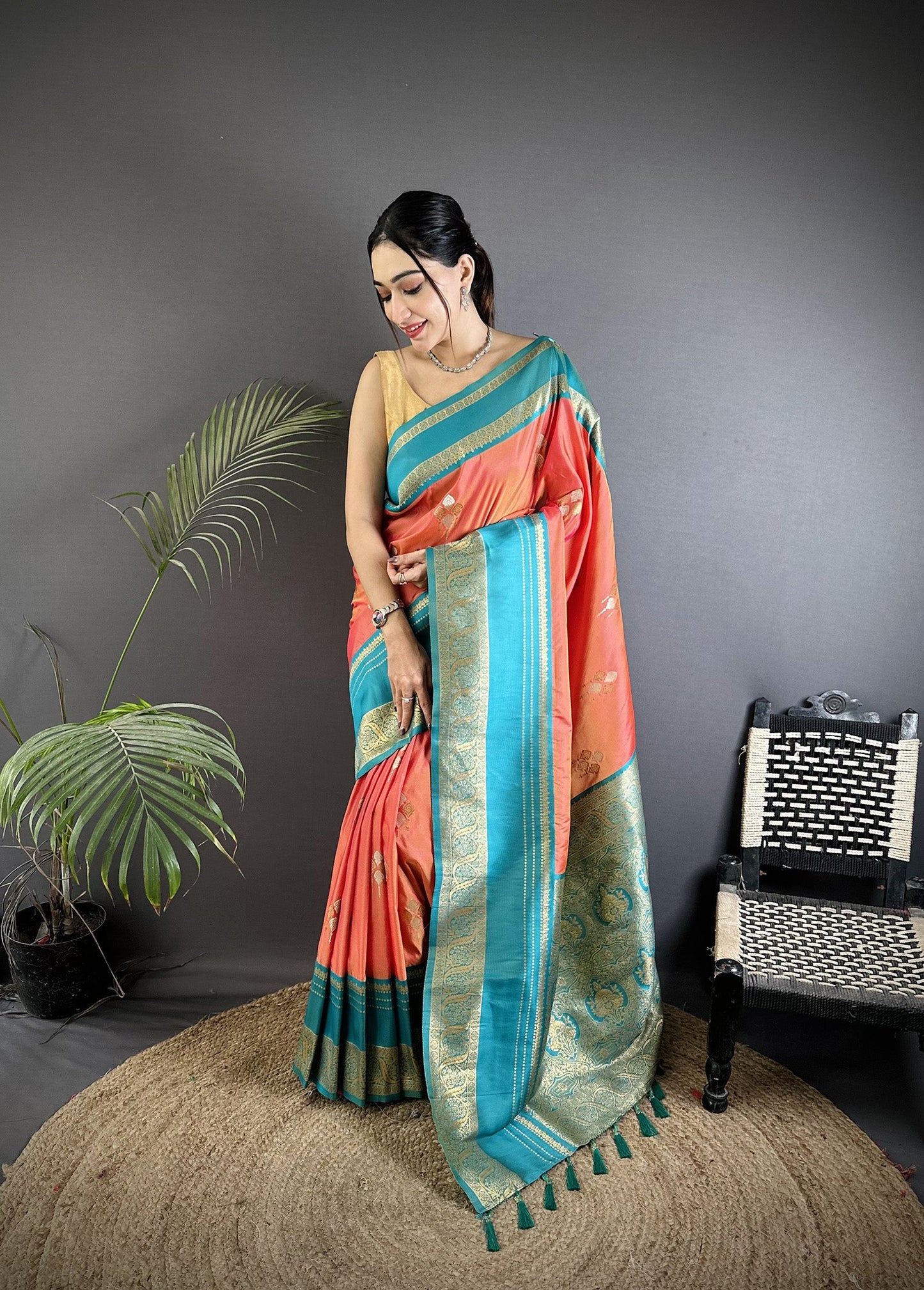 Elora Peach Soft Silk Woven Dual Zari Work Banarasi Saree
