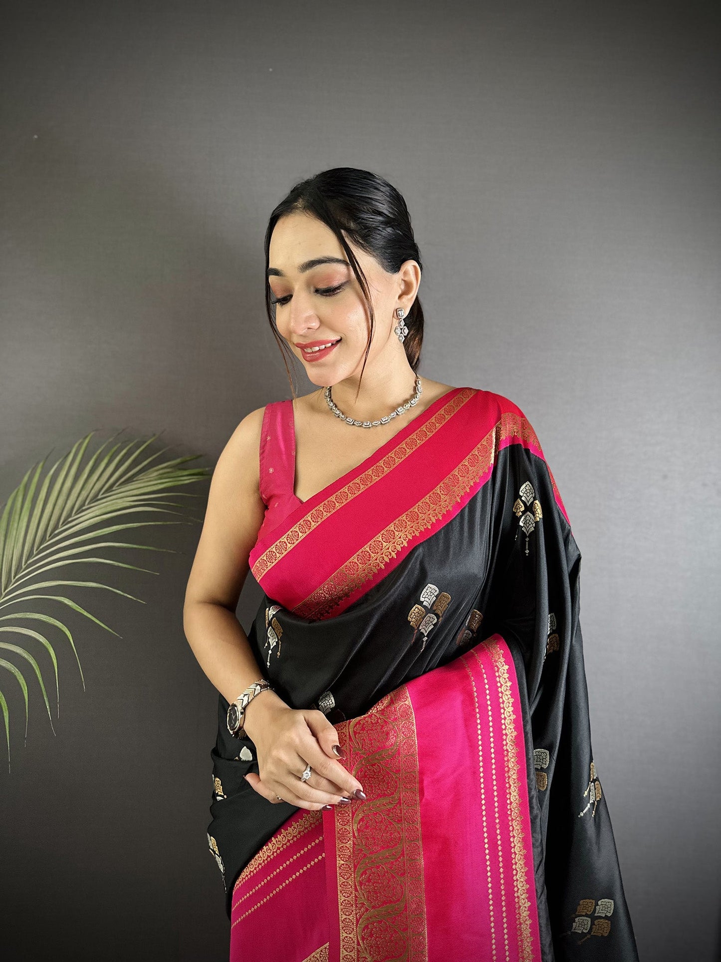 Elora Black Soft Silk Woven Dual Zari Work Banarasi Saree