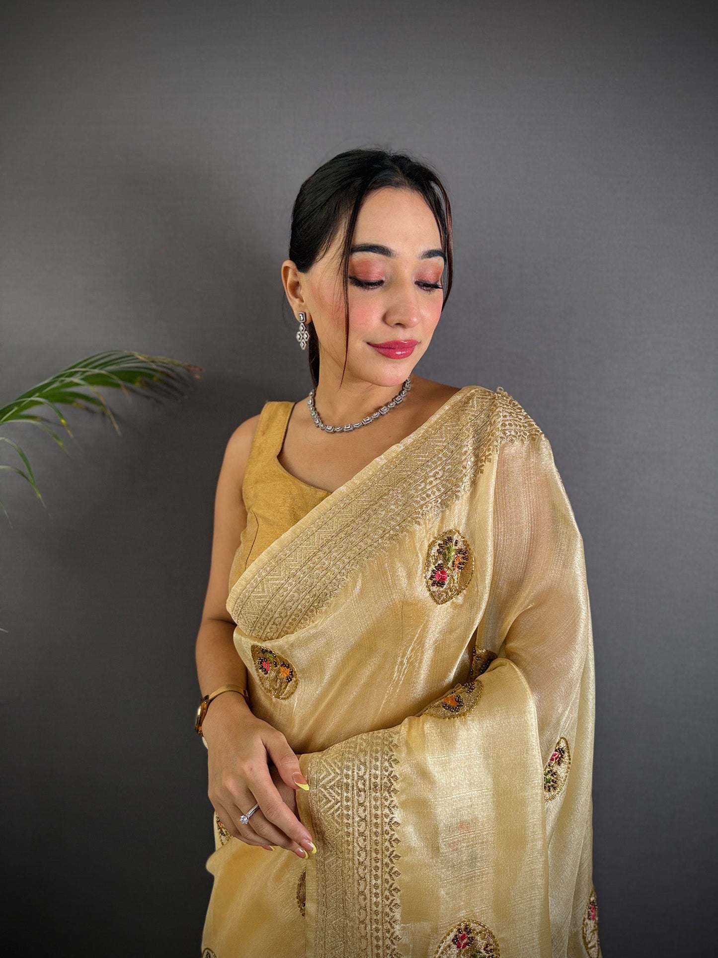 Elora Light Yellow Organza Silk Handloom Banarasi Saree With Heavy Khatali Butta Work