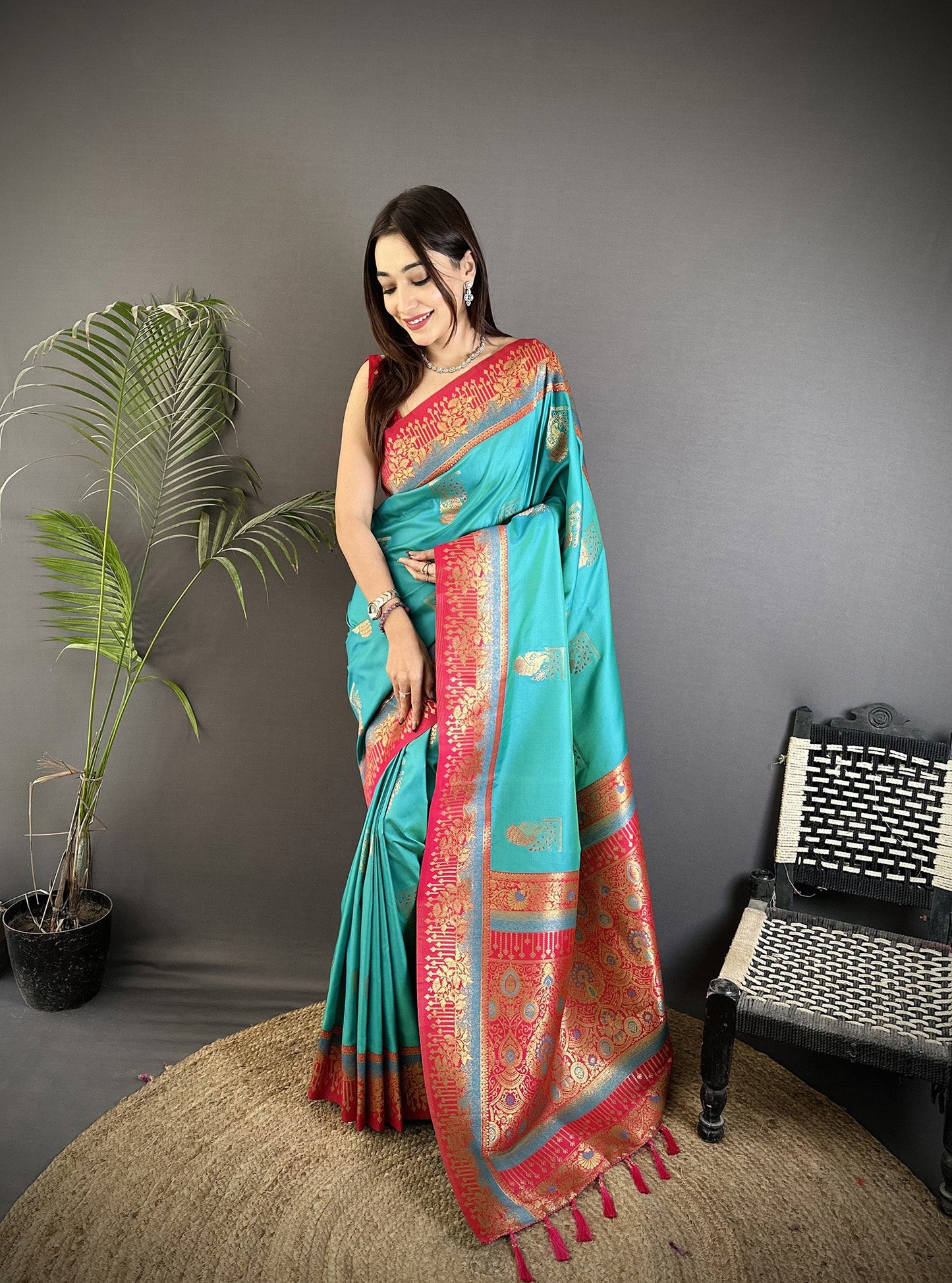 Elora Aqua Green Soft Silk Dual Zari Peacock Butta Worked Banarasi Saree