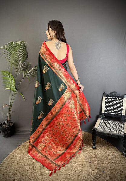 Elora Dark Green Soft Silk Dual Zari Peacock Butta Worked Banarasi Saree