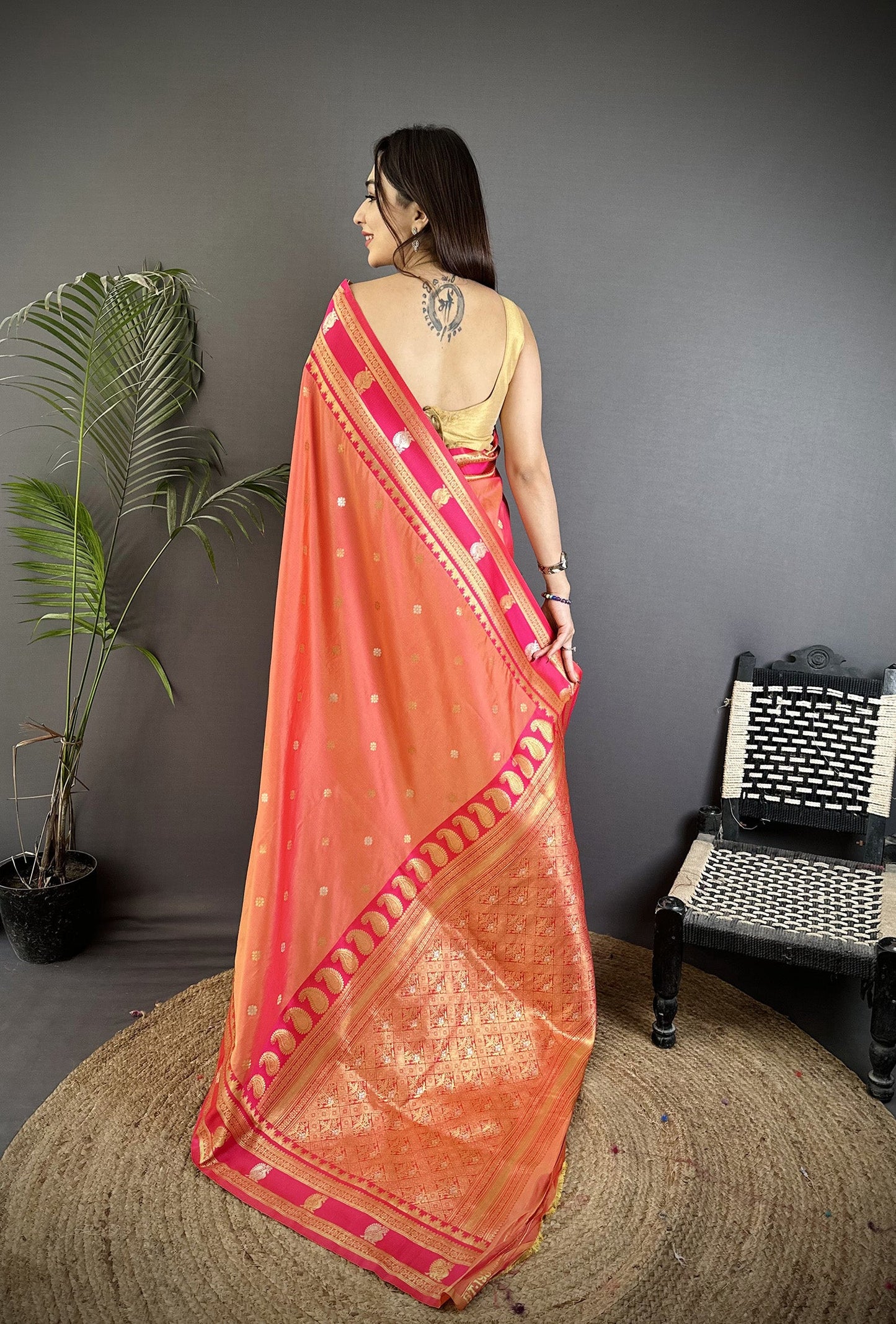 Elora Peach Soft Silk Banarasi Zari Woven Weaving Saree