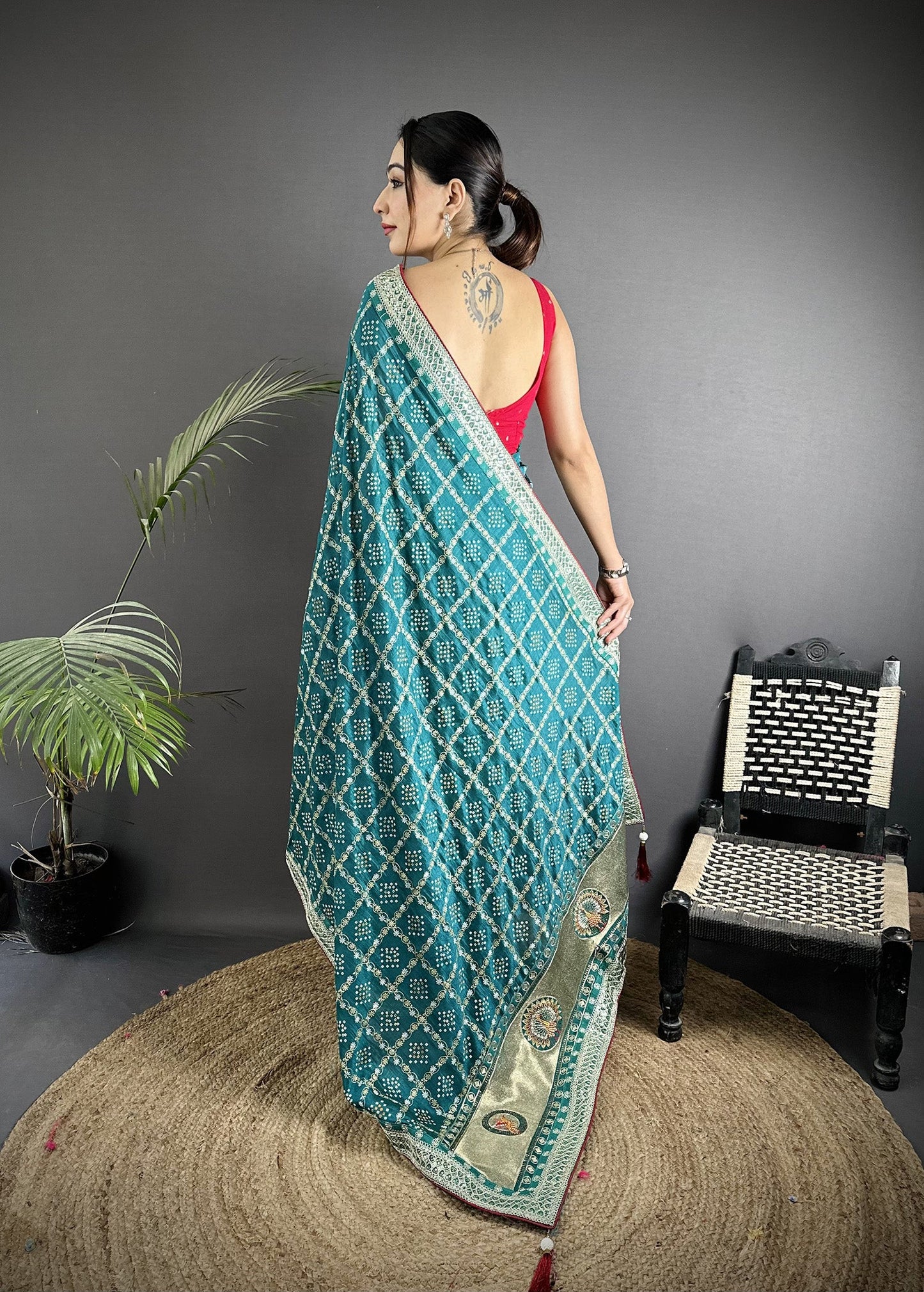 Elora Emerald Blue Vichitra Silk Bandhej Bandhani With Stone & Sequence Work Saree
