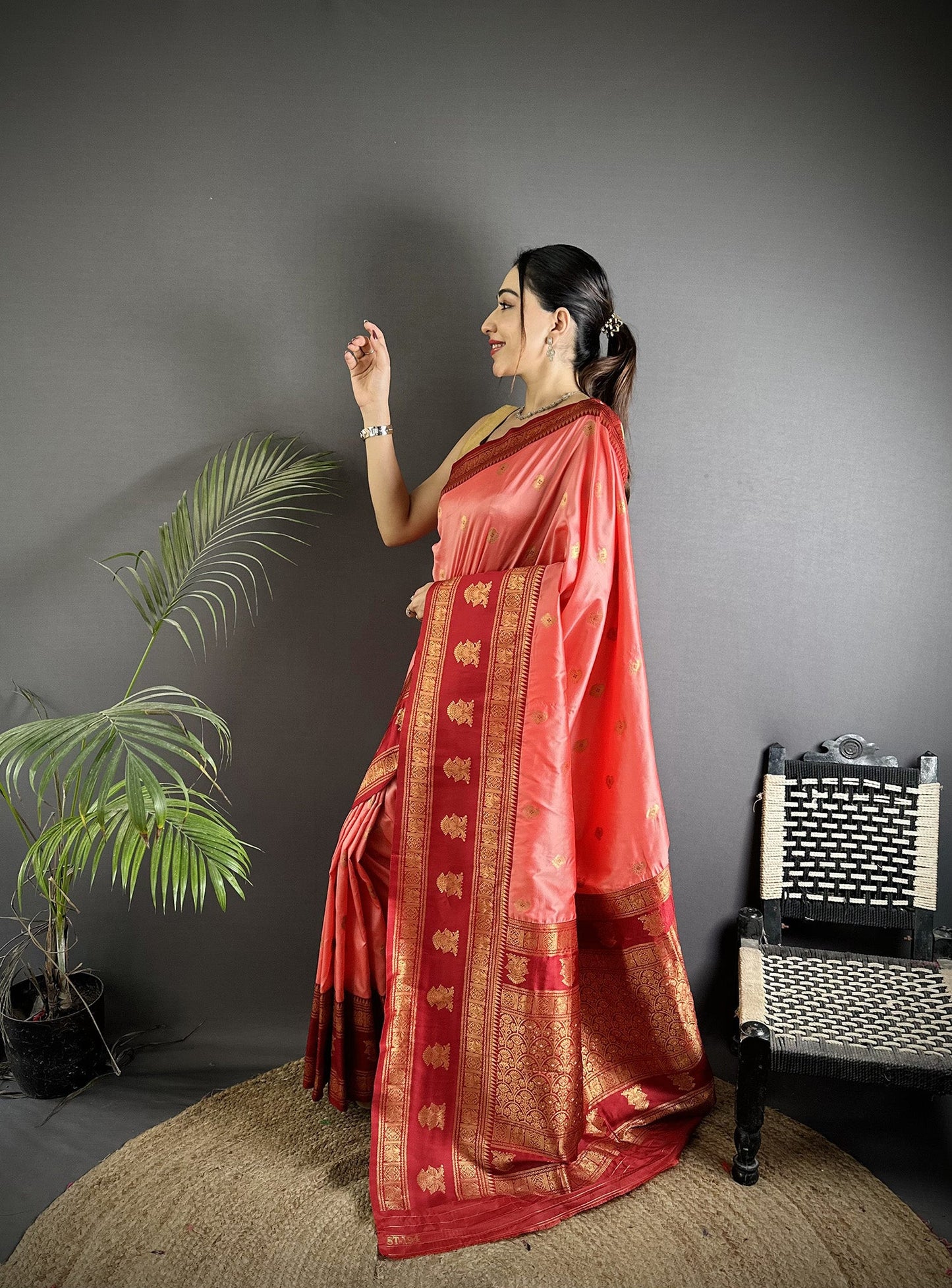 Elora Peach Soft Silk Banarasi Zari Woven Butti Weaving Saree