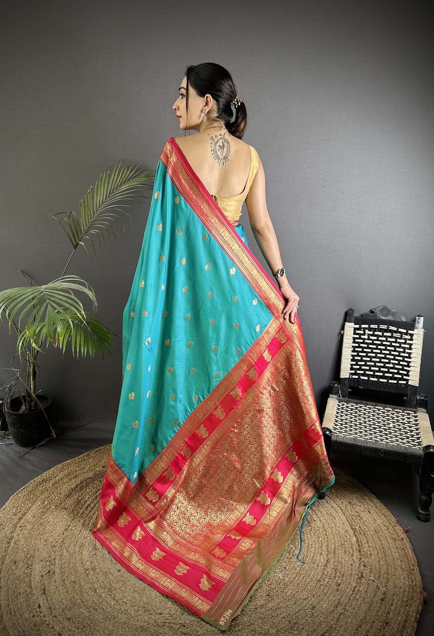 Elora Sea Green Soft Silk Banarasi Zari Woven Butti Weaving Saree