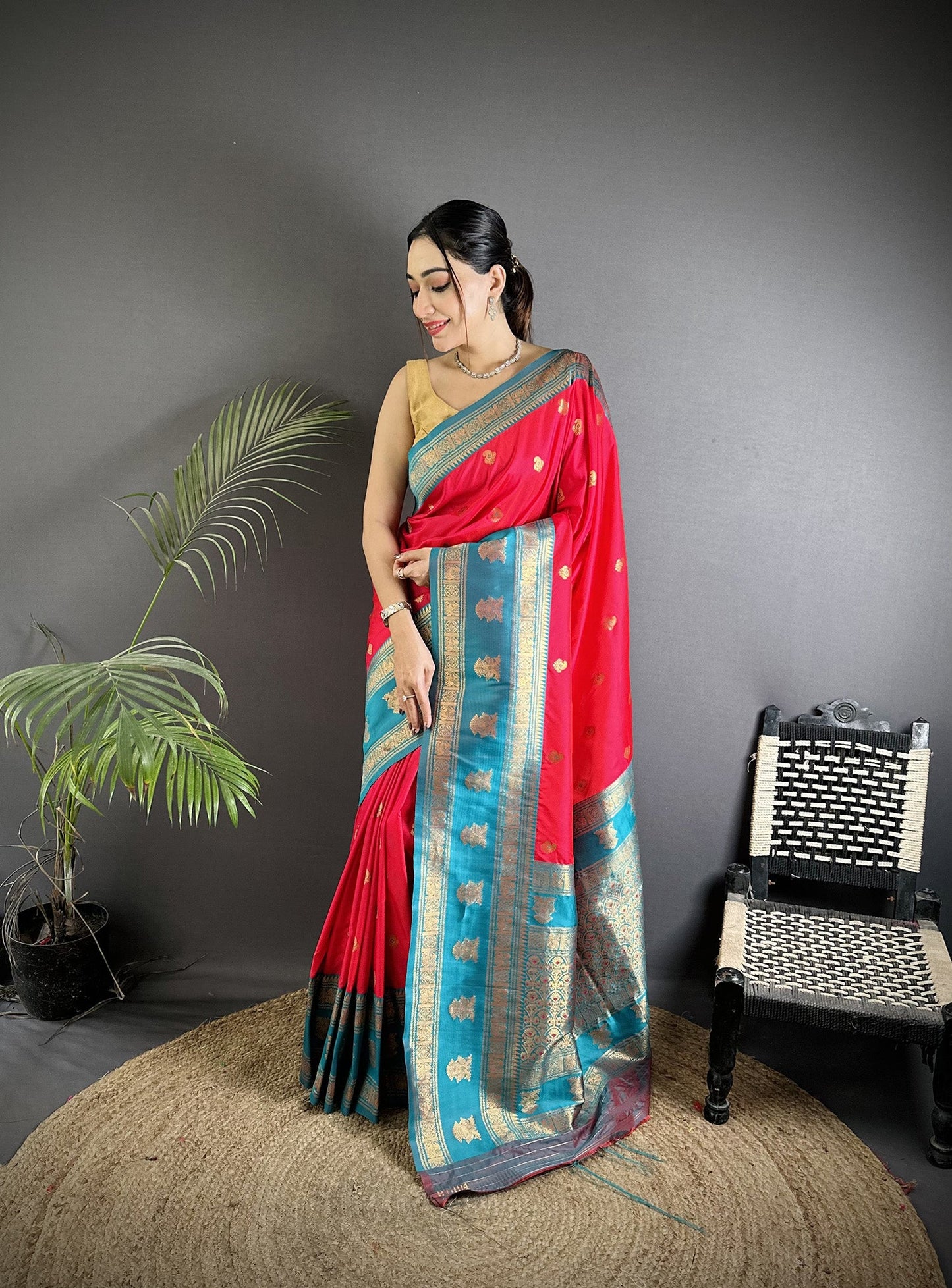 Elora Hot Pink Soft Silk Banarasi Zari Woven Butti Weaving Saree
