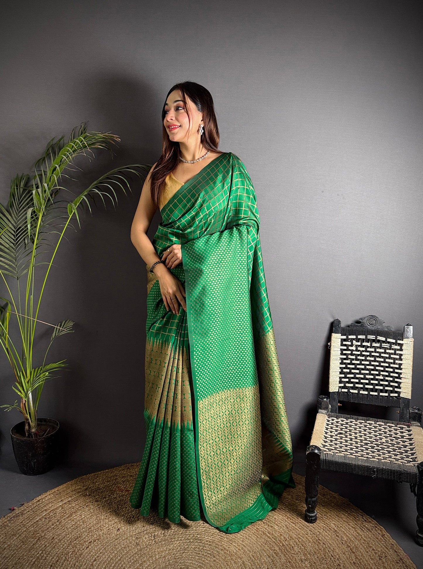 Elora Emerald Green Soft Lichi Silk Banarasi Khicha Zari Work Saree