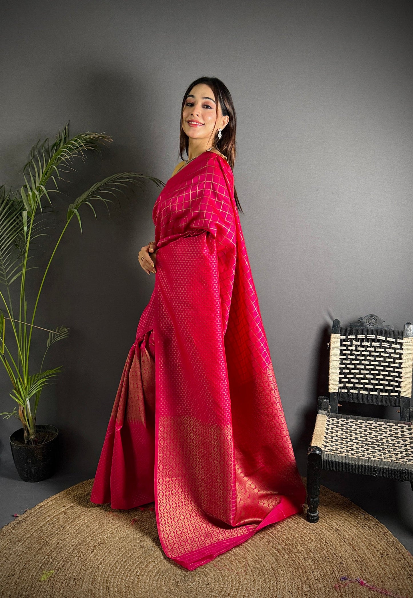 Elora Hot Pink Soft Lichi Silk Banarasi Khicha Zari Work Saree