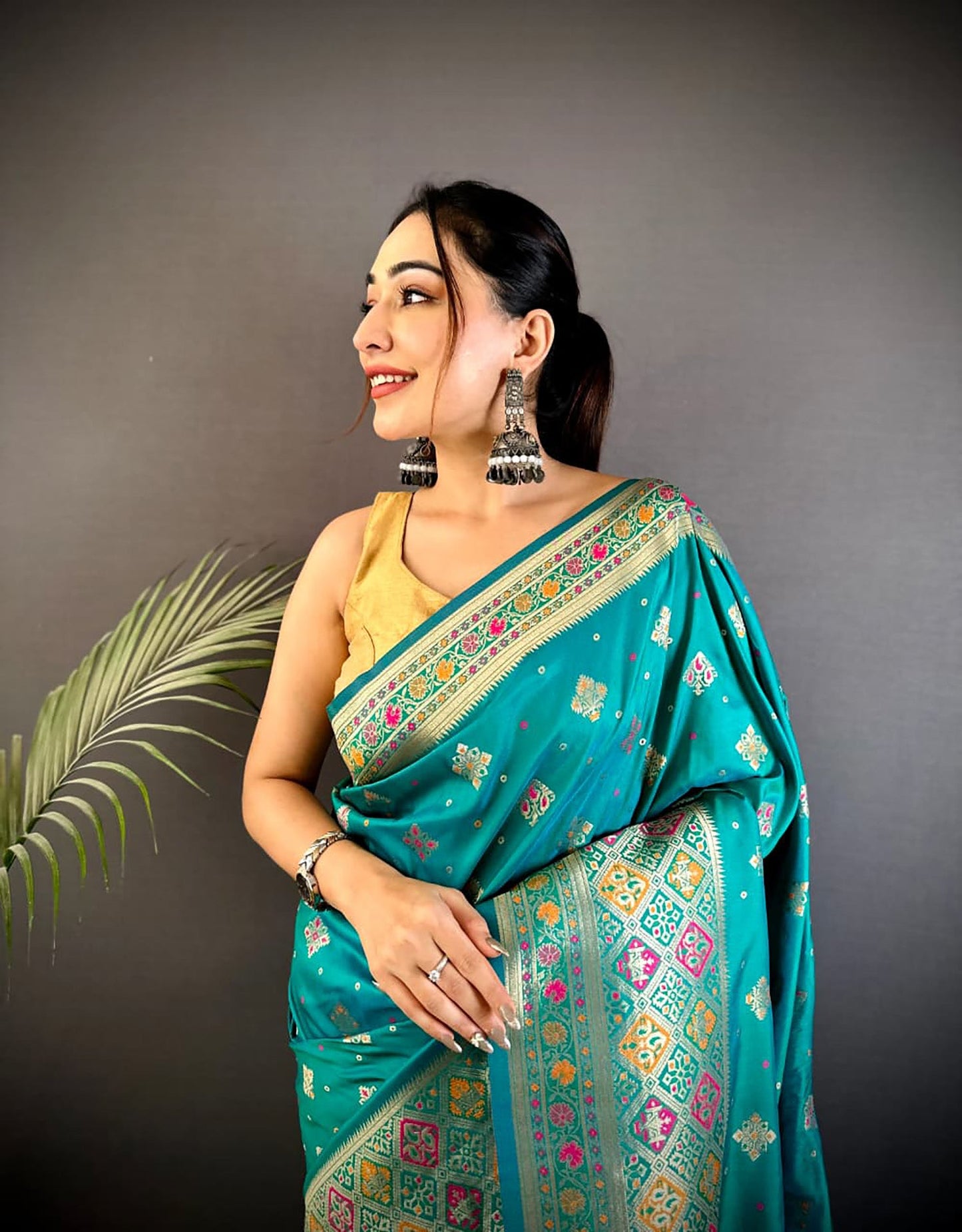 Joban Fashion Teal Banarasi Lichi Silk Meenakari Weaving Saree