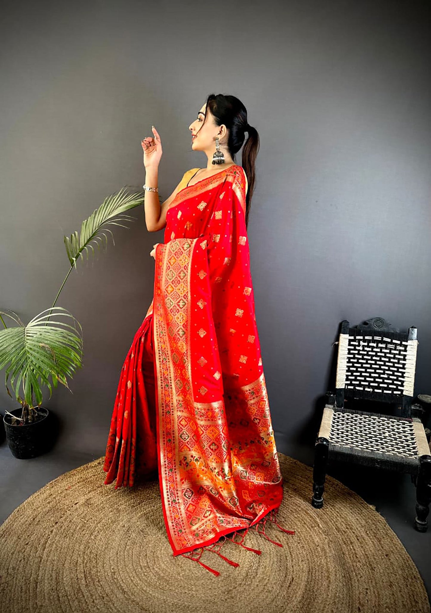 Joban Fashion Red Banarasi Lichi Silk Meenakari Weaving Saree
