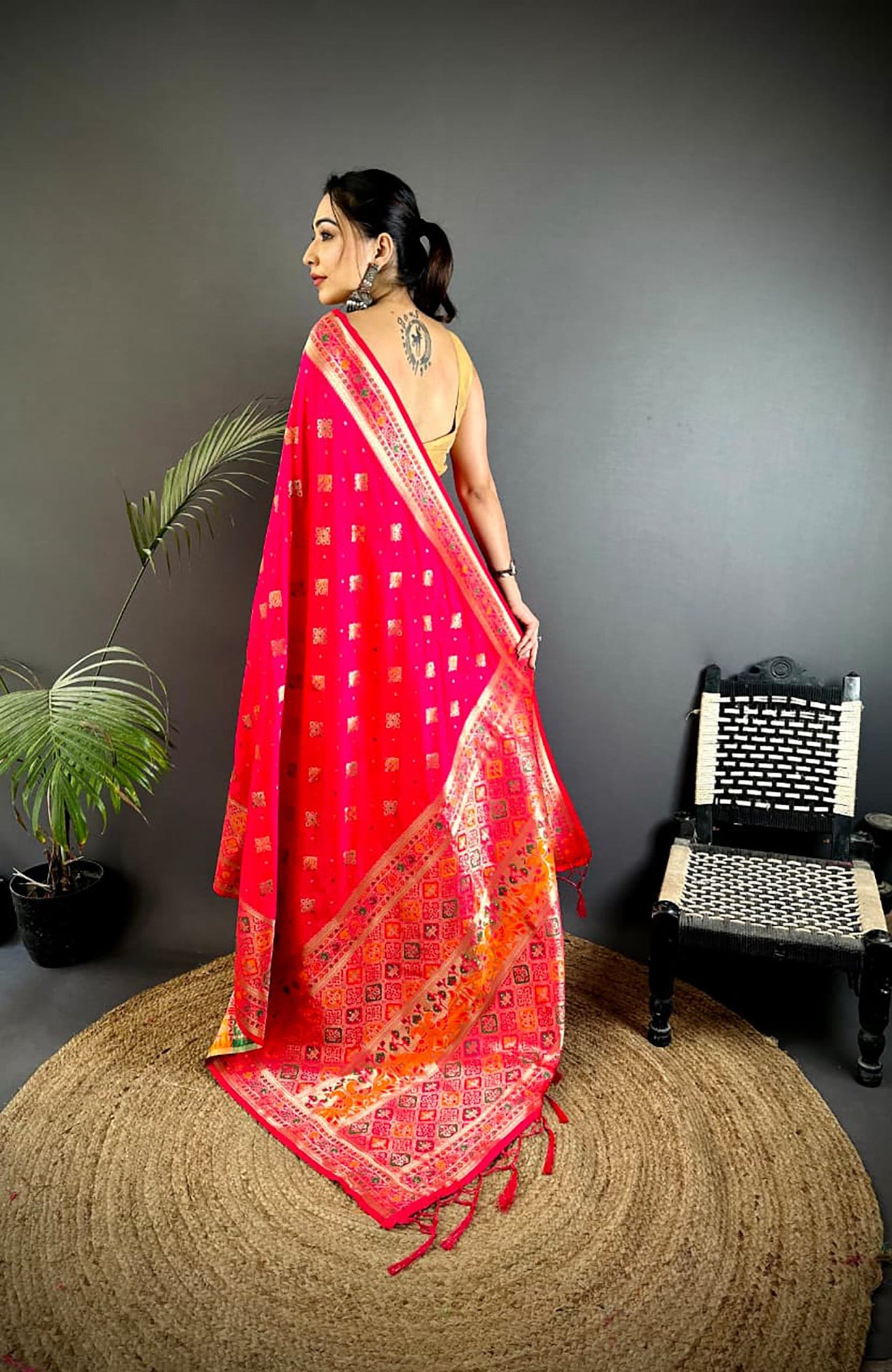 Joban Fashion Coral Pink Banarasi Lichi Silk Meenakari Weaving Saree