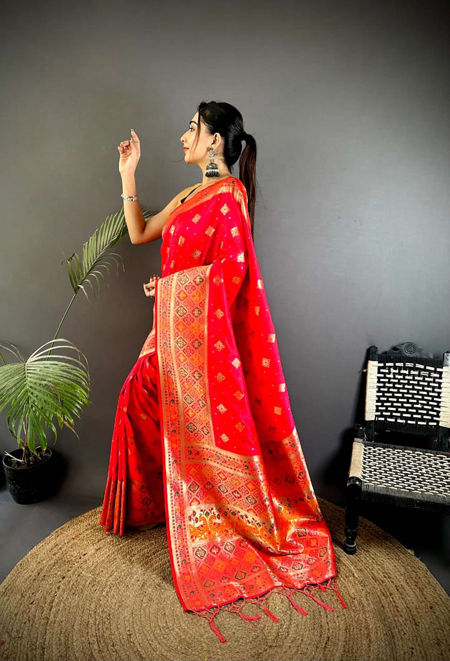 Joban Fashion Red Banarasi Lichi Silk Meenakari Weaving Saree